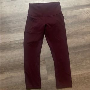 Lululemon Wunder under train crop